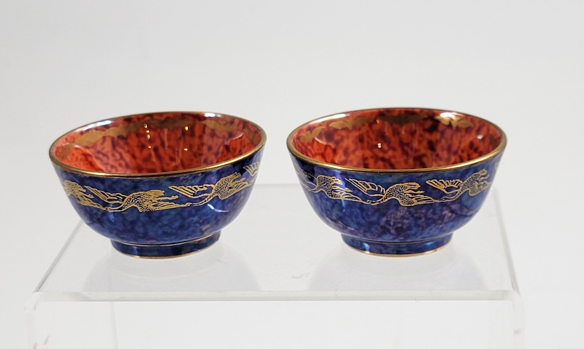 Daisy Makeig-jones Wedgwood ,lustre Pair Of Miniature Bowls, C.1915