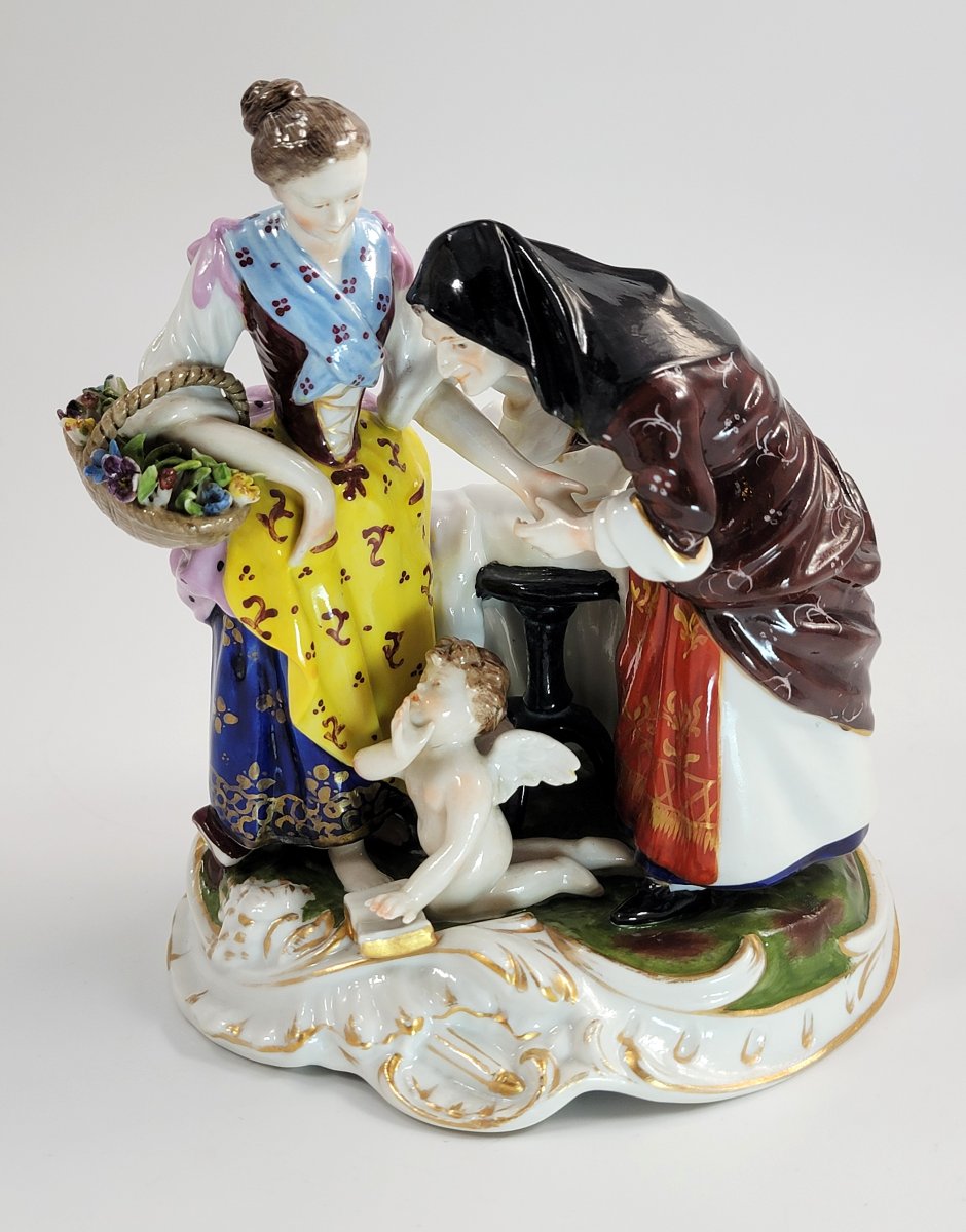 Aelteste Volkstedt – Groupe en porcelaine « La Chiromancienne et Cupidon », 1915-photo-2