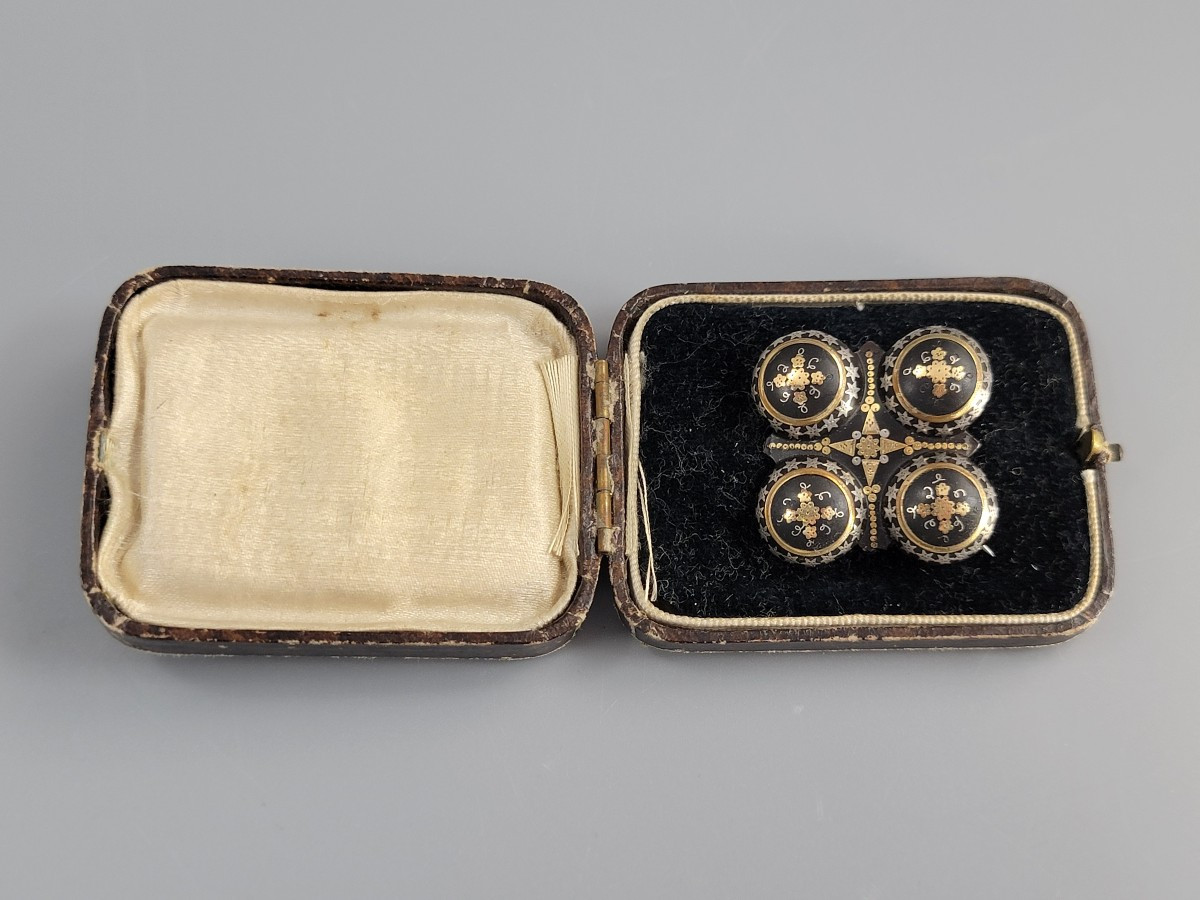 Victorian Tortoiseshell Piqué Work Quatrefoil Brooch, Gold & Silver Inlay, C.1860-photo-2