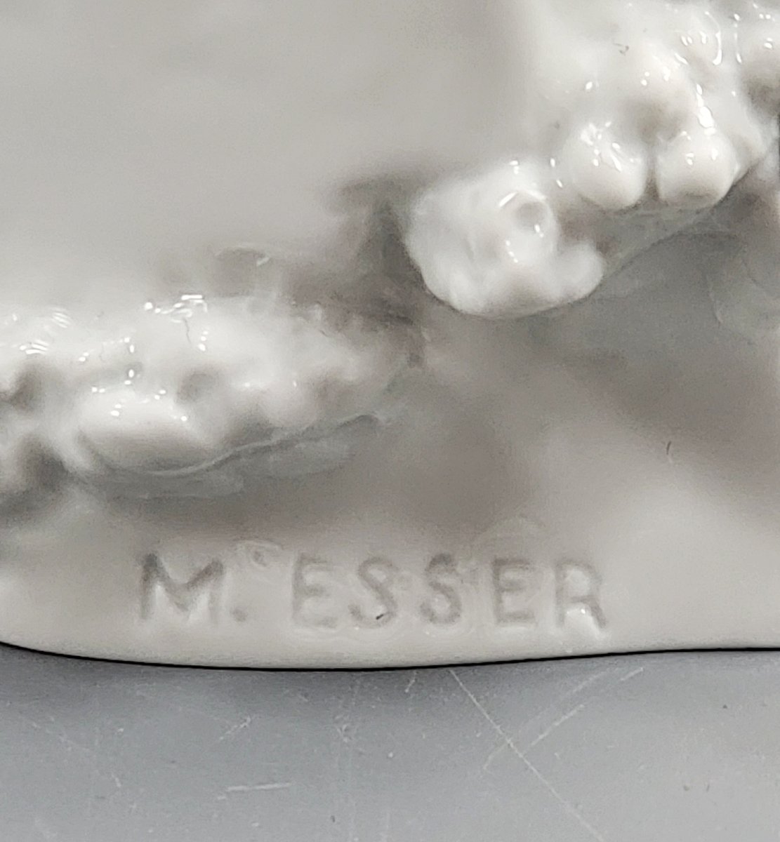 Meissen, Loutre par Max Esser, porcelaine blanche-photo-4