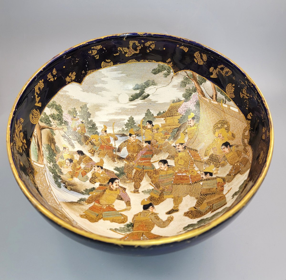 Kinkozan Kyoto Satsuma Bowl — Samurai Night Battle, Shimazu Crest, C.1900-photo-2