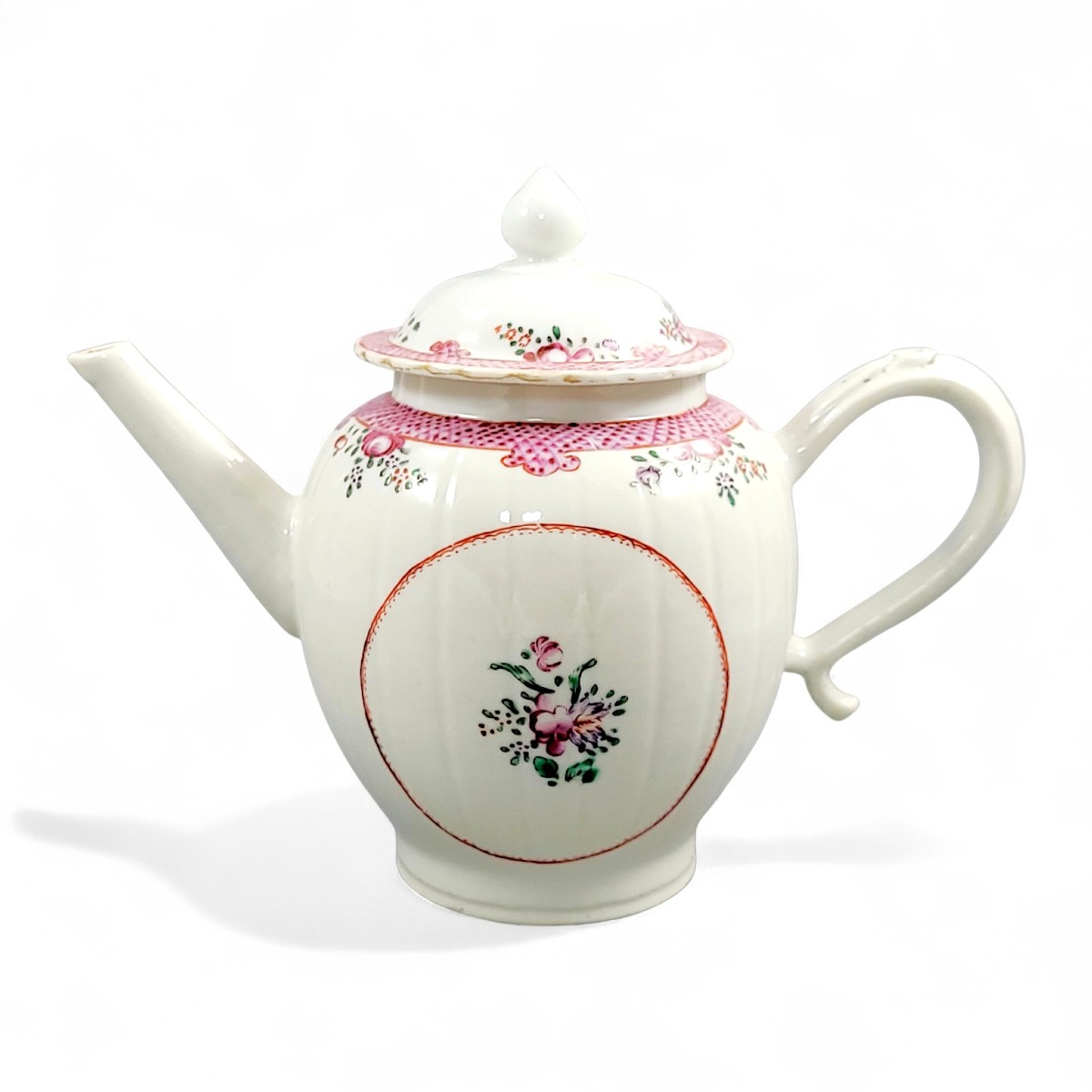 Théière en porcelaine d’exportation chinoise famille rose aux médaillons floraux, Qianlong 1740-photo-2