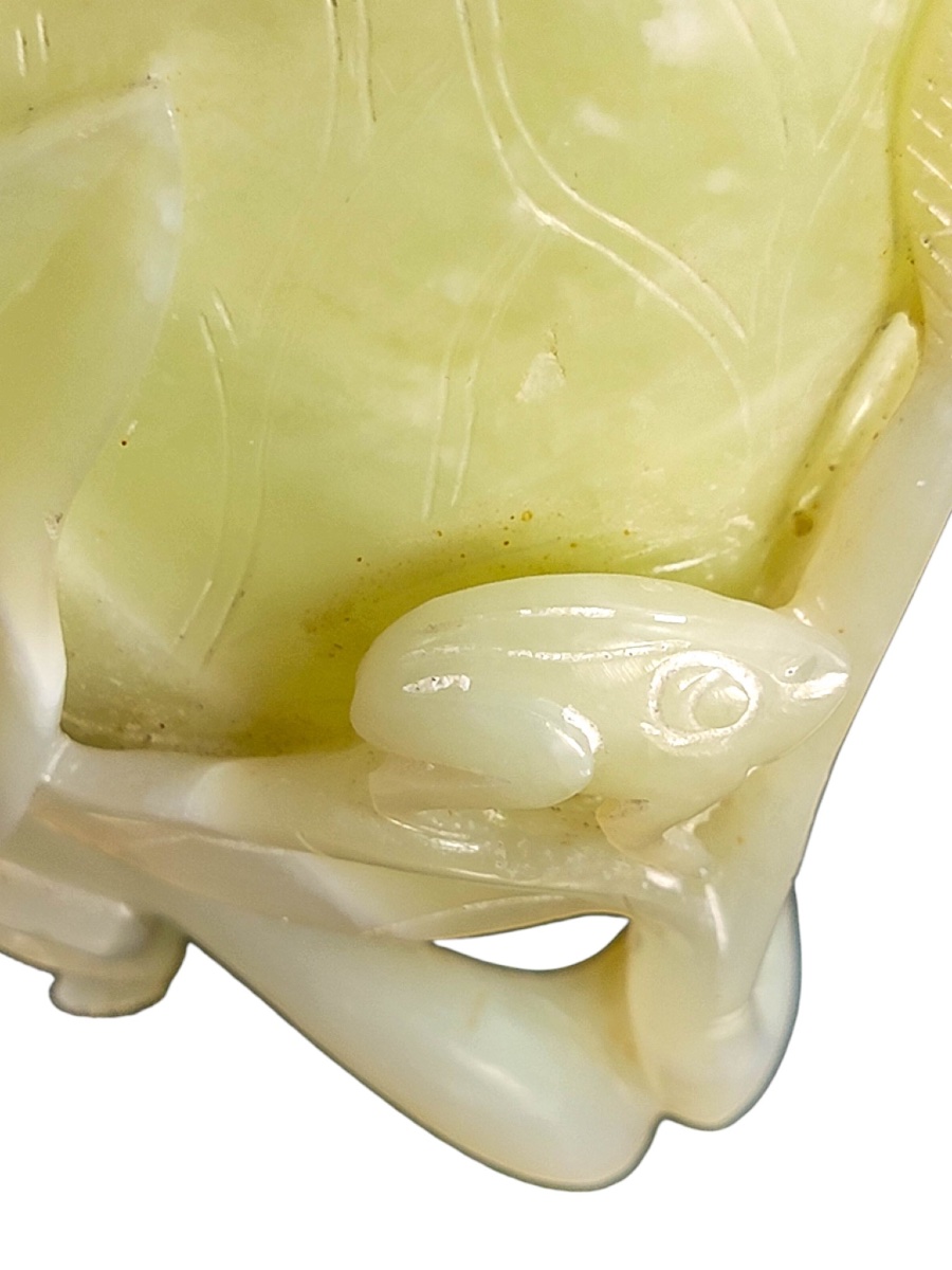 Large Chinese Hetian Jade Lotus-form Cup, Qing/republic C.1880–1920-photo-6