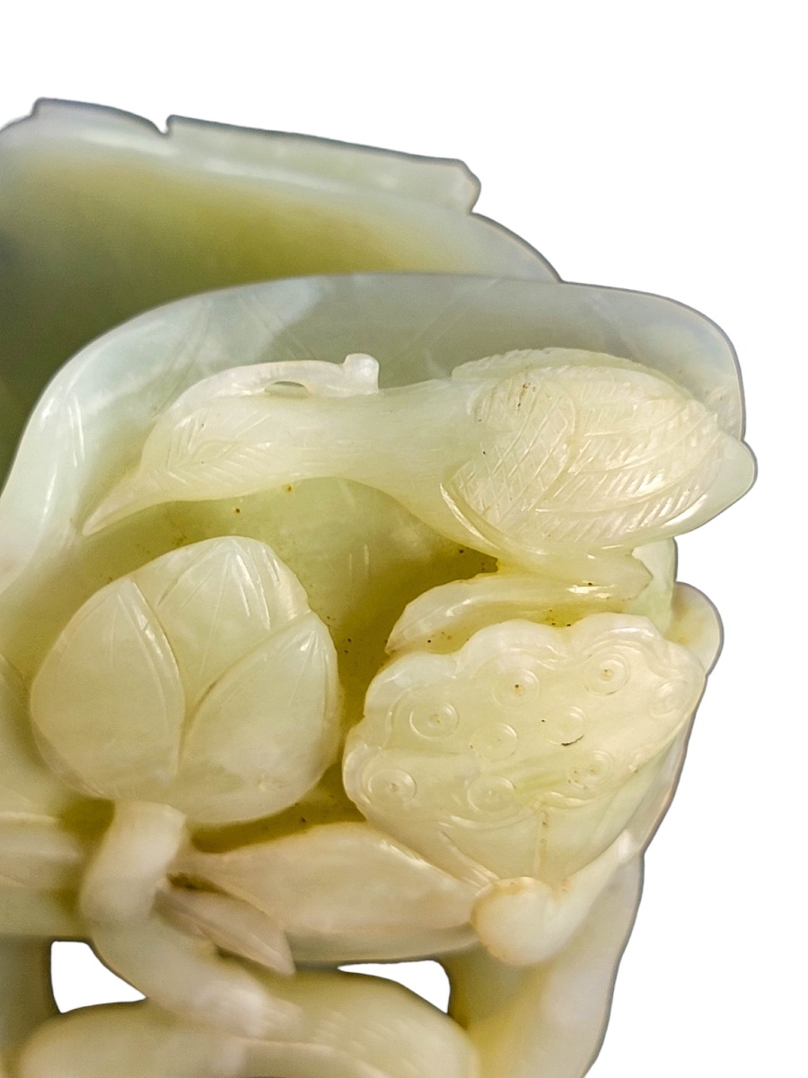 Large Chinese Hetian Jade Lotus-form Cup, Qing/republic C.1880–1920-photo-7