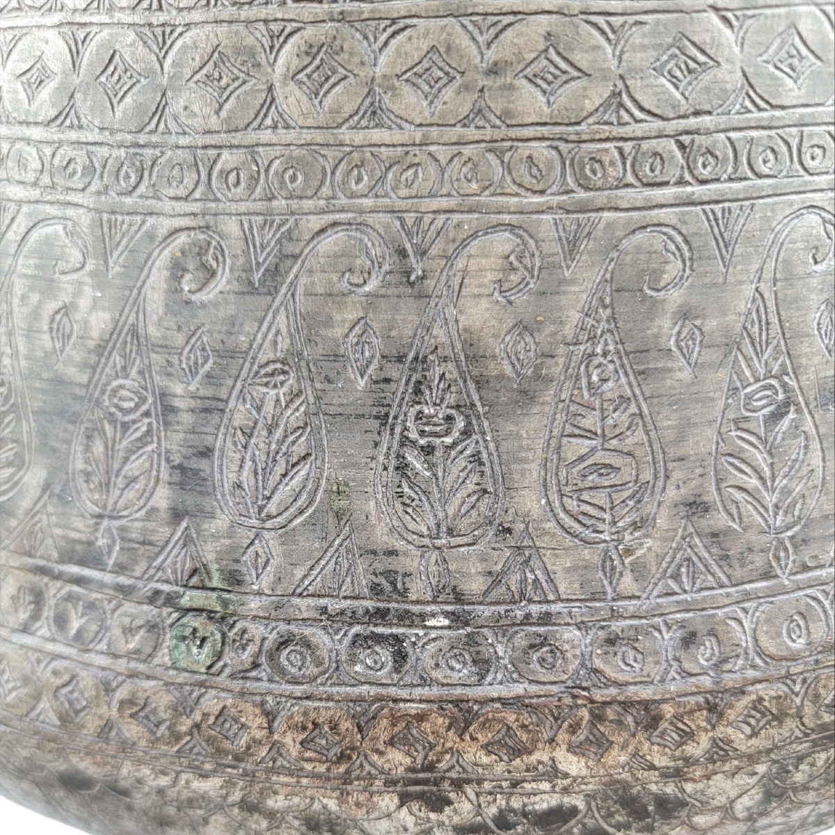 Vase rituel, Perse, XVIIIe siècle – Bronze gravé à la main (āb-zan)-photo-8