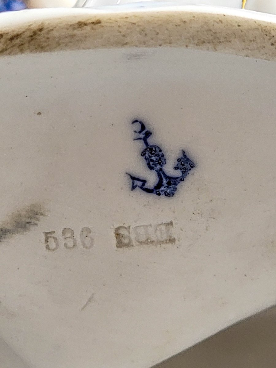 Ernst Bohne & Söhne, Rudolstadt — Pair Of Figural Tree Candelabra In Blue & White, C. 1878-photo-3