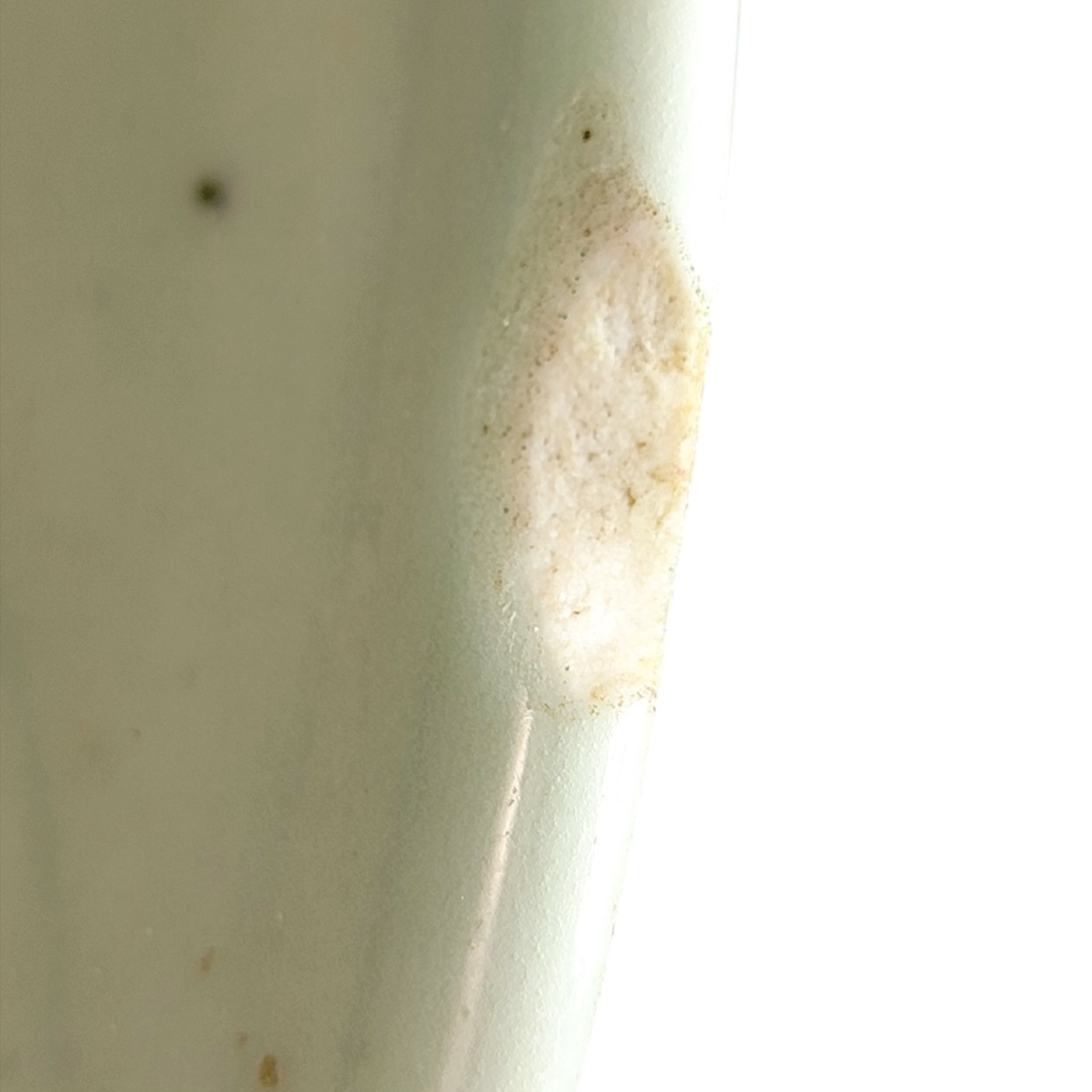 Grand plat Longquan en céladon, fin Yuan (XIVe s.), décor moulé, Ø34 cm-photo-3