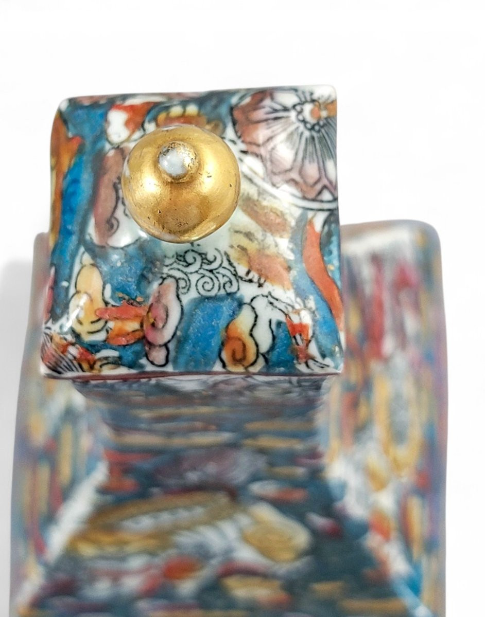 Pair Of Early Mason’s Ironstone “bandana” Pattern Lidded Jars, C.1810–1815-photo-5