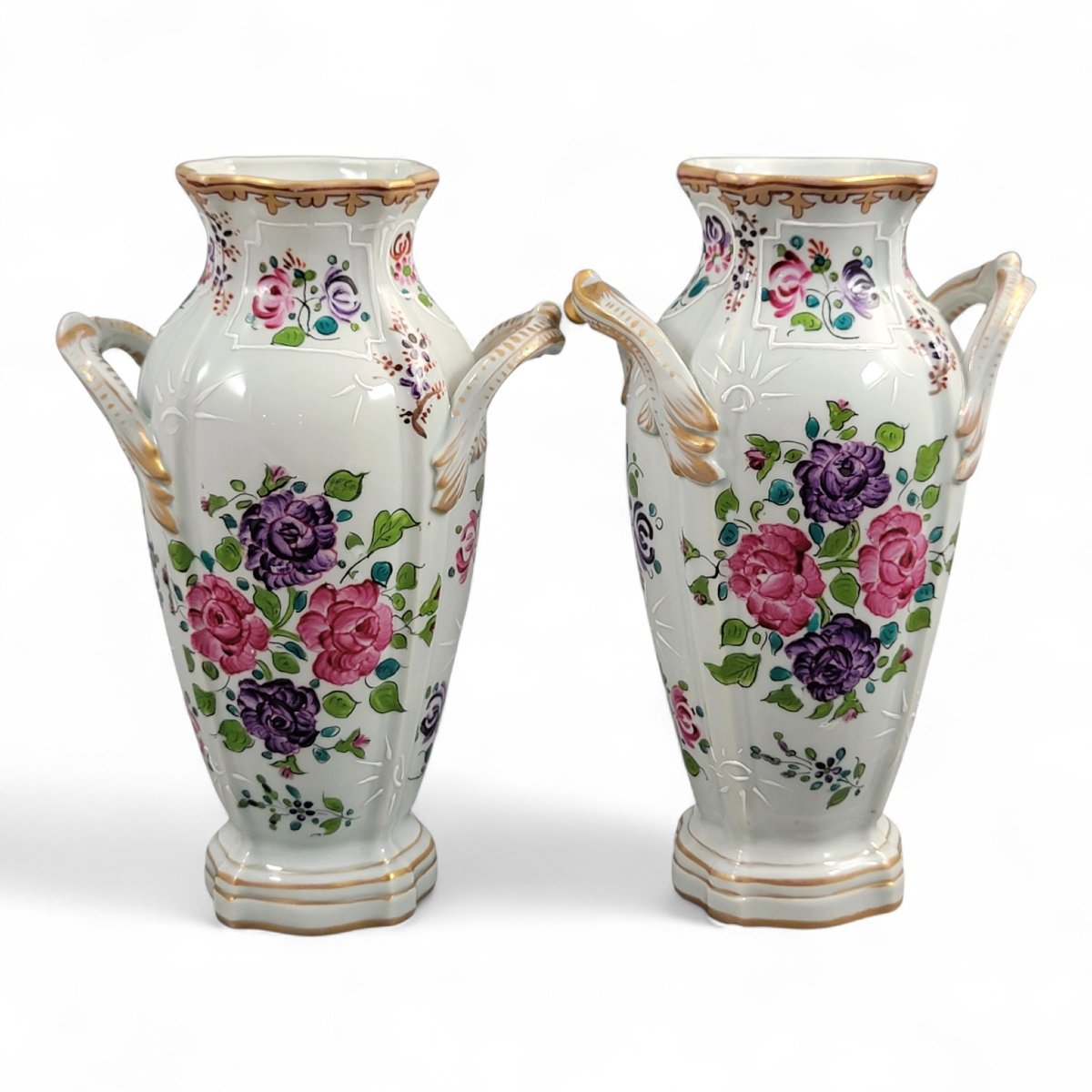 Paire de vases Samson, Paris, décor floral avec émail blanc en relief, vers 1850-photo-3