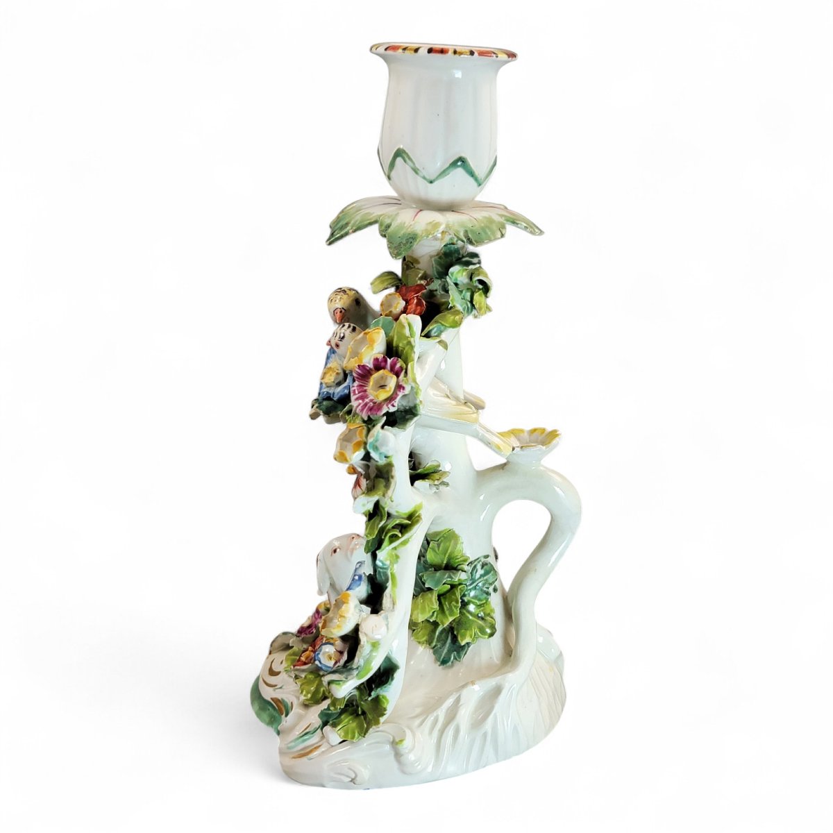 Chandelier en porcelaine de Derby « Chien et Oiseaux », Exemplaire de qualité muséale vers 1760-photo-3