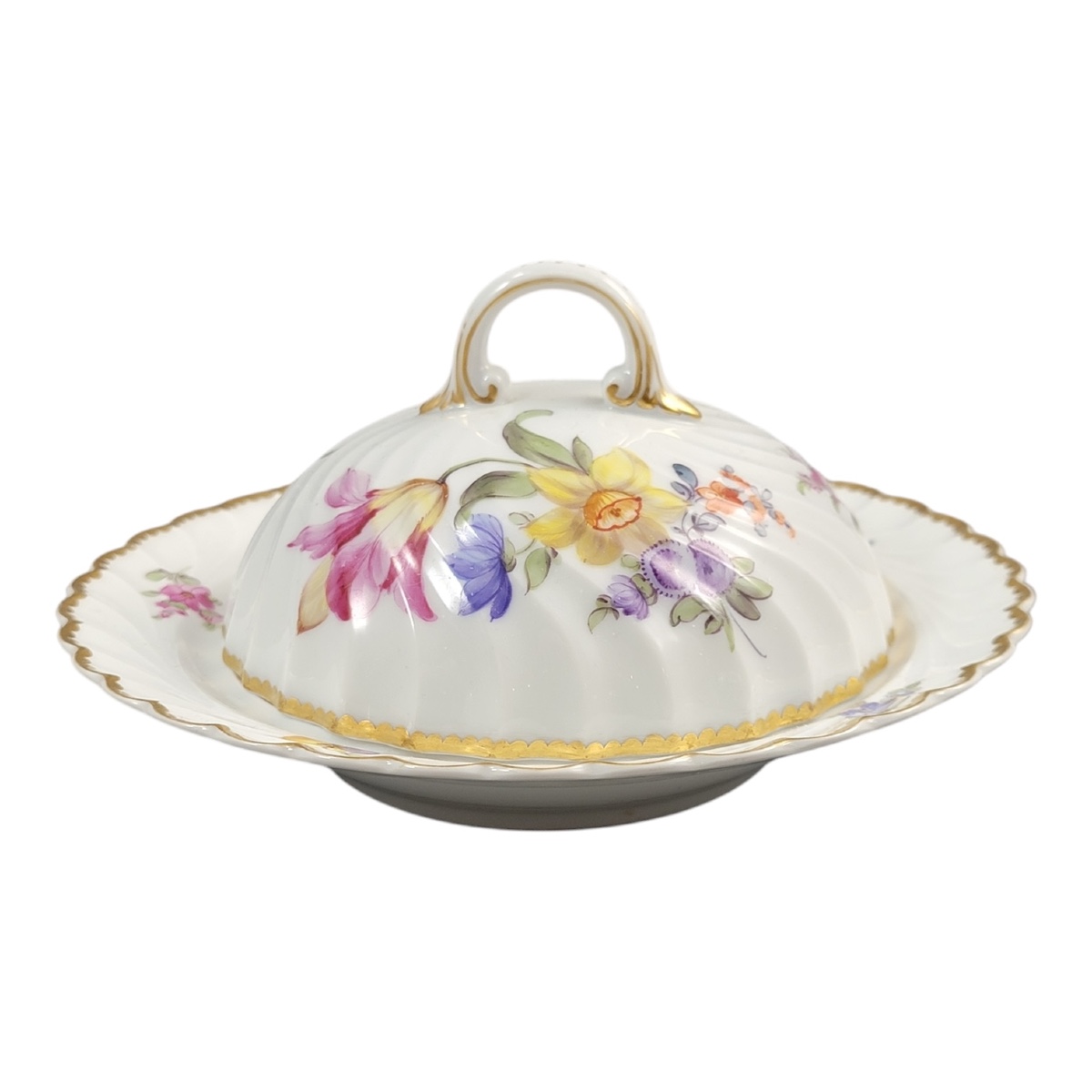 Beurrier couvert en porcelaine de Nymphenburg, modèle « Louis XVIII », vers 1895
