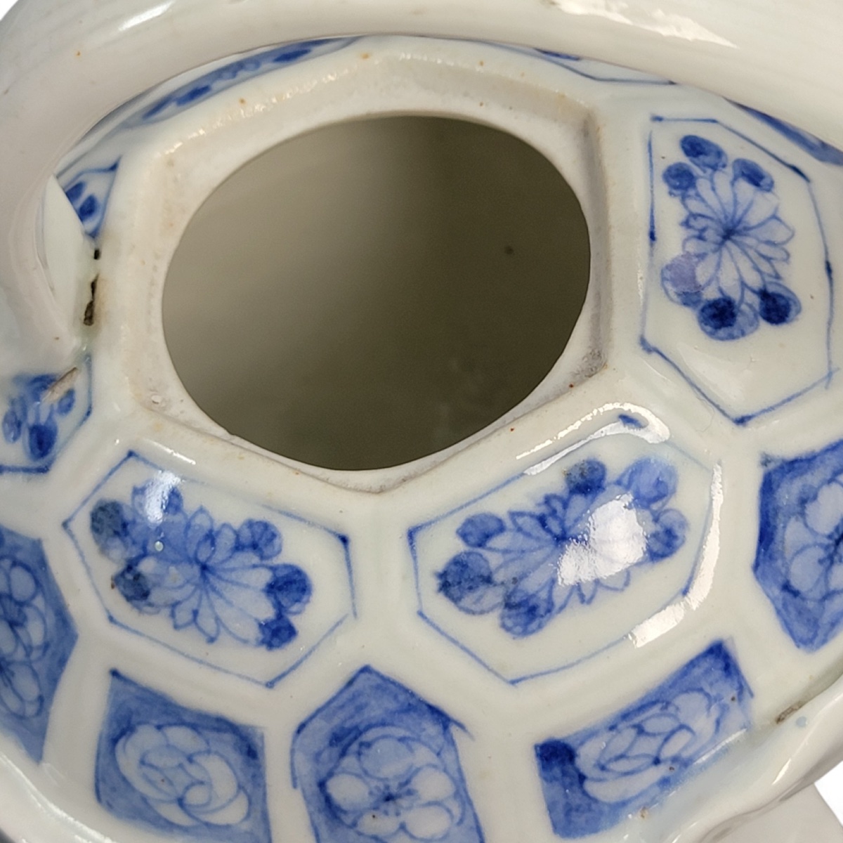 Théière japonaise en porcelaine de Hirado, Minogame, Époque Edo tardive, c.1830–1850-photo-7