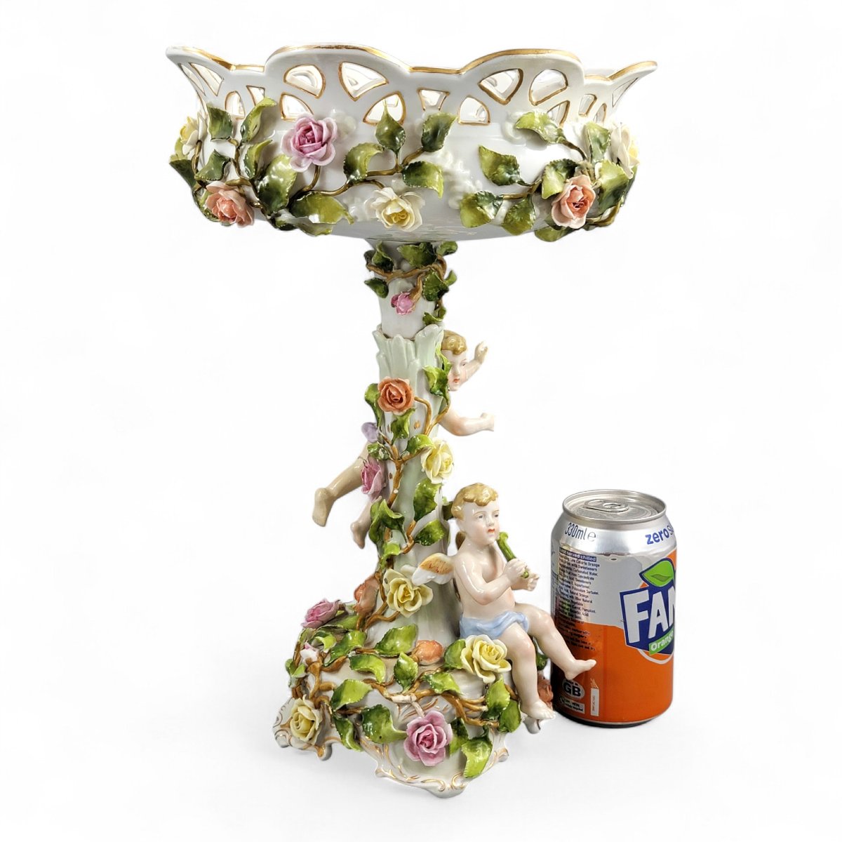 Grand centrepiece Schierholz Plaue avec putti et roses appliquées, vers 1907-photo-2