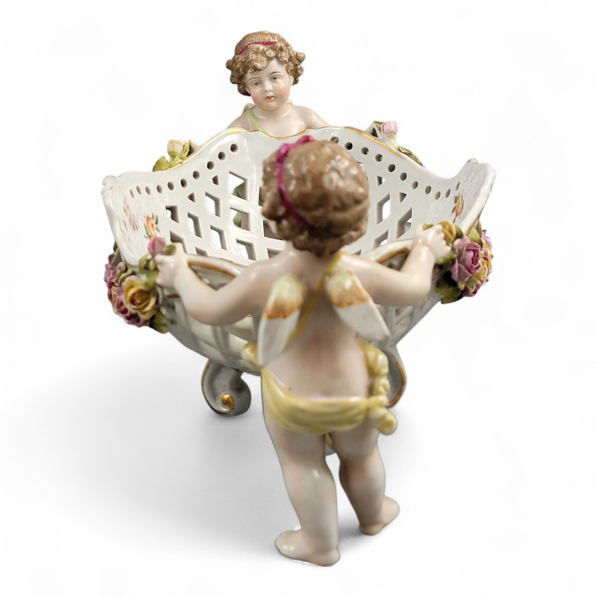 Centre de table en porcelaine de Plaue Schierholz avec deux chérubins, vers 1907-photo-2