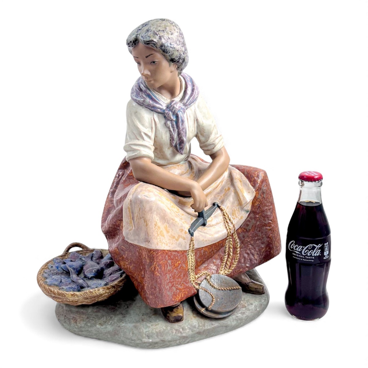 Lladro Grès Porcelain Figure ‘la Pescadora’, Sculpted By Vicente Martinez, 1978–1985-photo-1