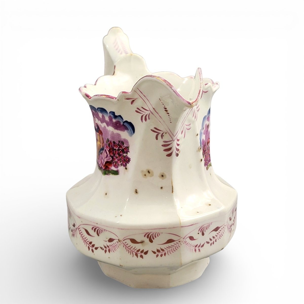 Cruche anglaise en pearlware du Staffordshire, décor en transfert violet et lustre, c 1825–1840-photo-1