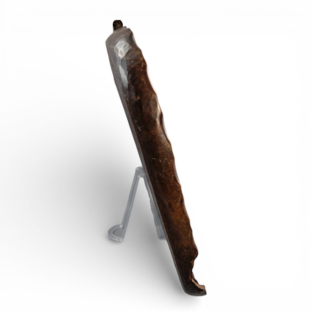 Plateau japonais en bois de keyaki sculpté au décor de lotus, période Meiji-photo-1