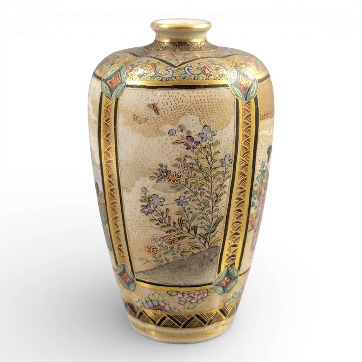 Vase miniature Satsuma à scène familiale, signé Chōsei, vers 1890-photo-3