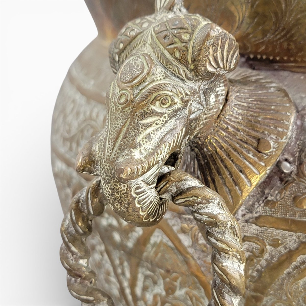 Large Indian Brass Jardinière With Elephant Handles, Raj Period, C.1880-photo-5