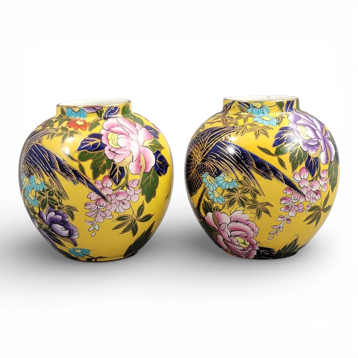 Pair Of Mason’s Patent Ironstone Posy Vases With Exotic Bird, Circa 1915-photo-2