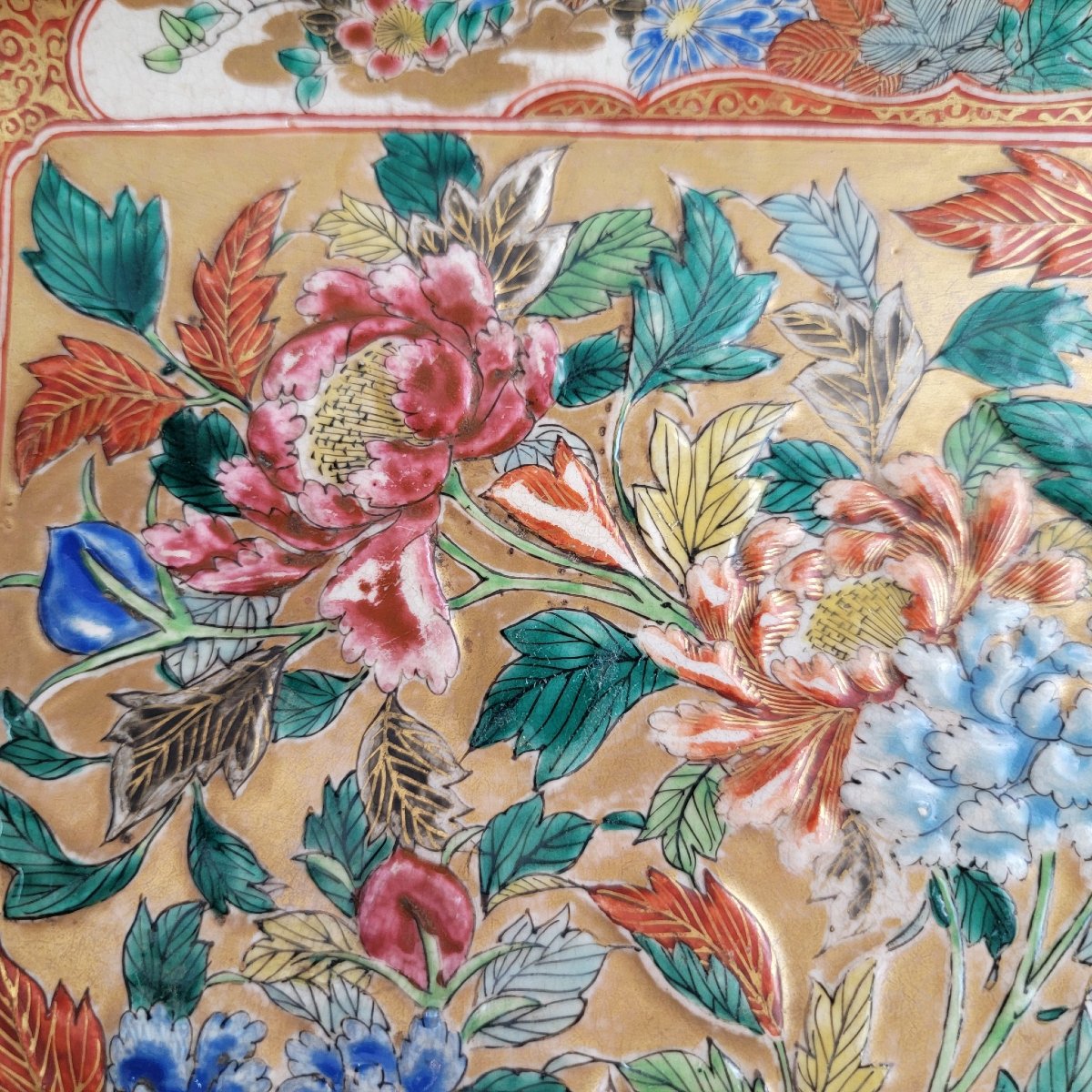 Rare Meiji Era Heavy Kutani Rectangular Platter - Kinrande Gold & Moriage Peonies-photo-8