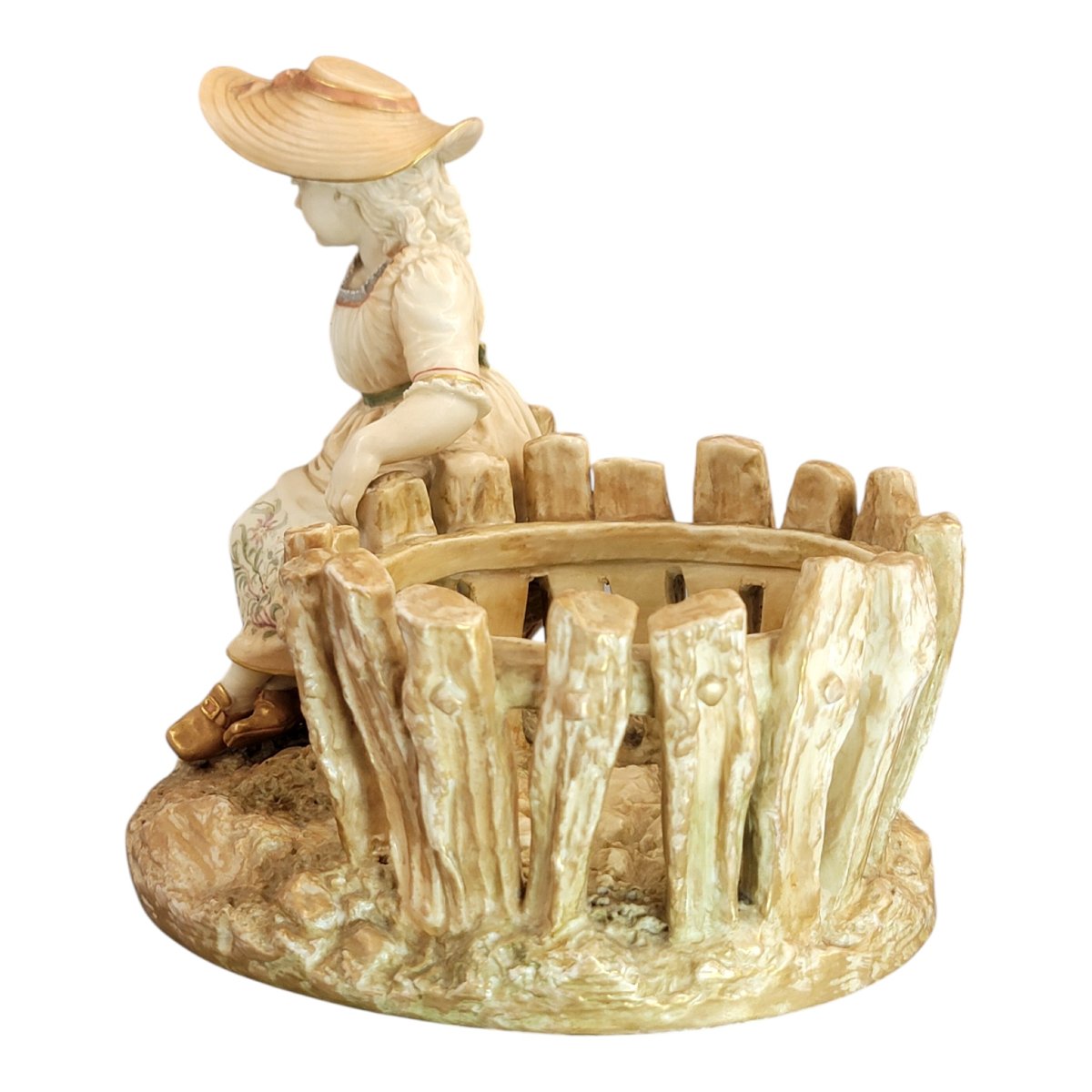 Royal Worcester, jardinière figurative par James Hadley, jeune fille à une clôture rustique-photo-3