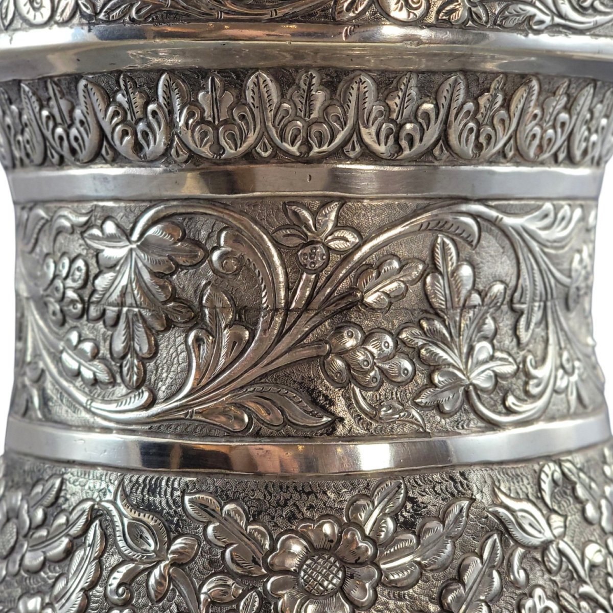 Grand vase balustre en argent indien, Kutch Gujarat, v. 1890–1910, 3012 g-photo-8
