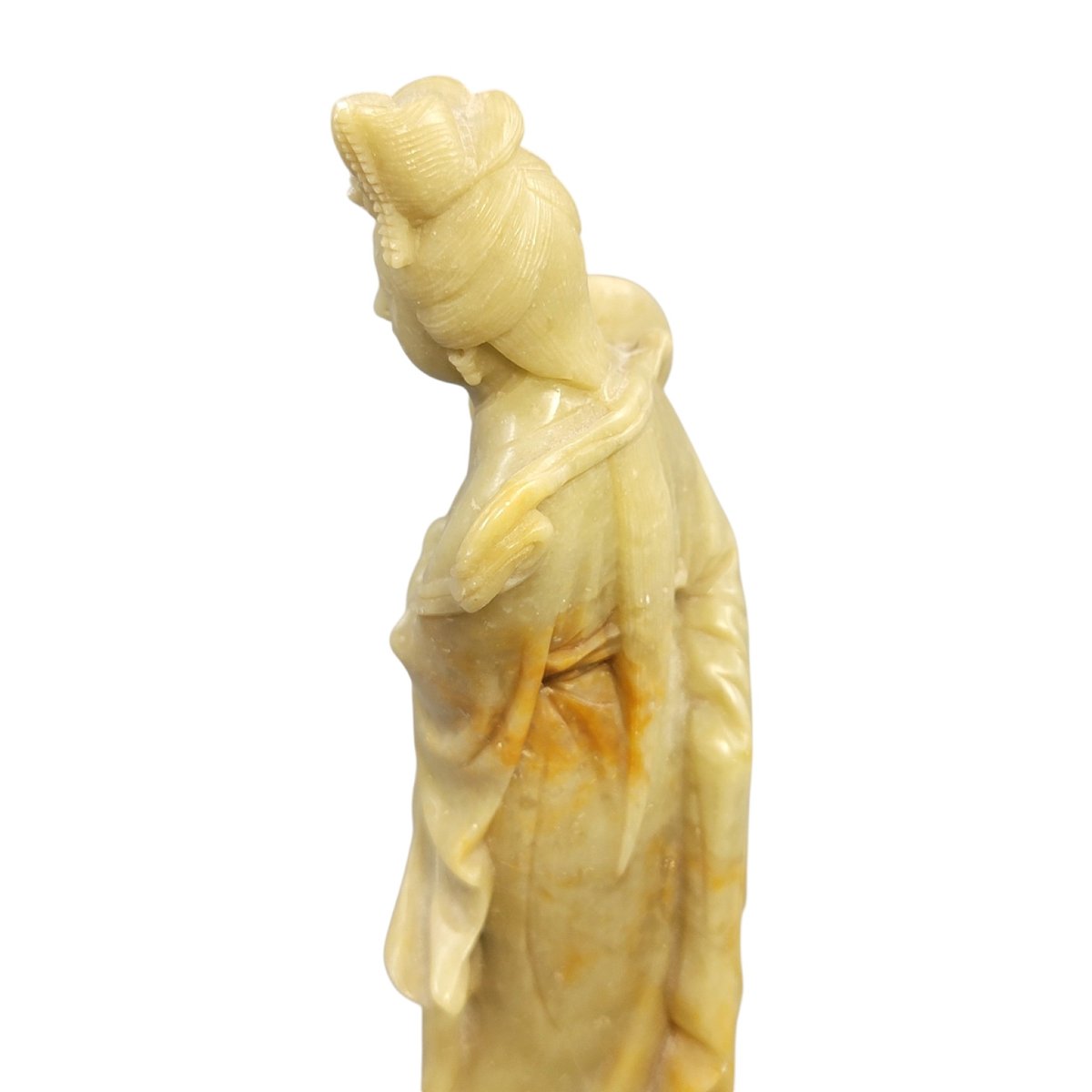 Figure chinoise en stéatite représentant Guanyin à l’éventail rond-photo-2