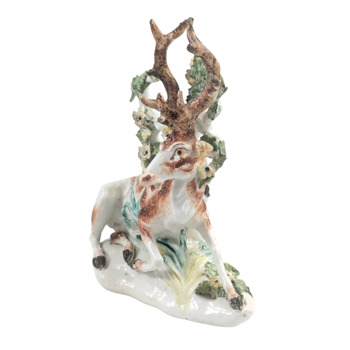 Figure en porcelaine de Derby représentant un cerf couché avec bocage, vers 1755-1765-photo-2