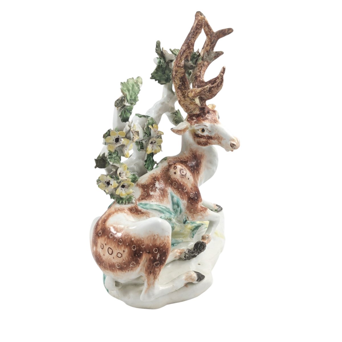Figure en porcelaine de Derby représentant un cerf couché avec bocage, vers 1755-1765-photo-2