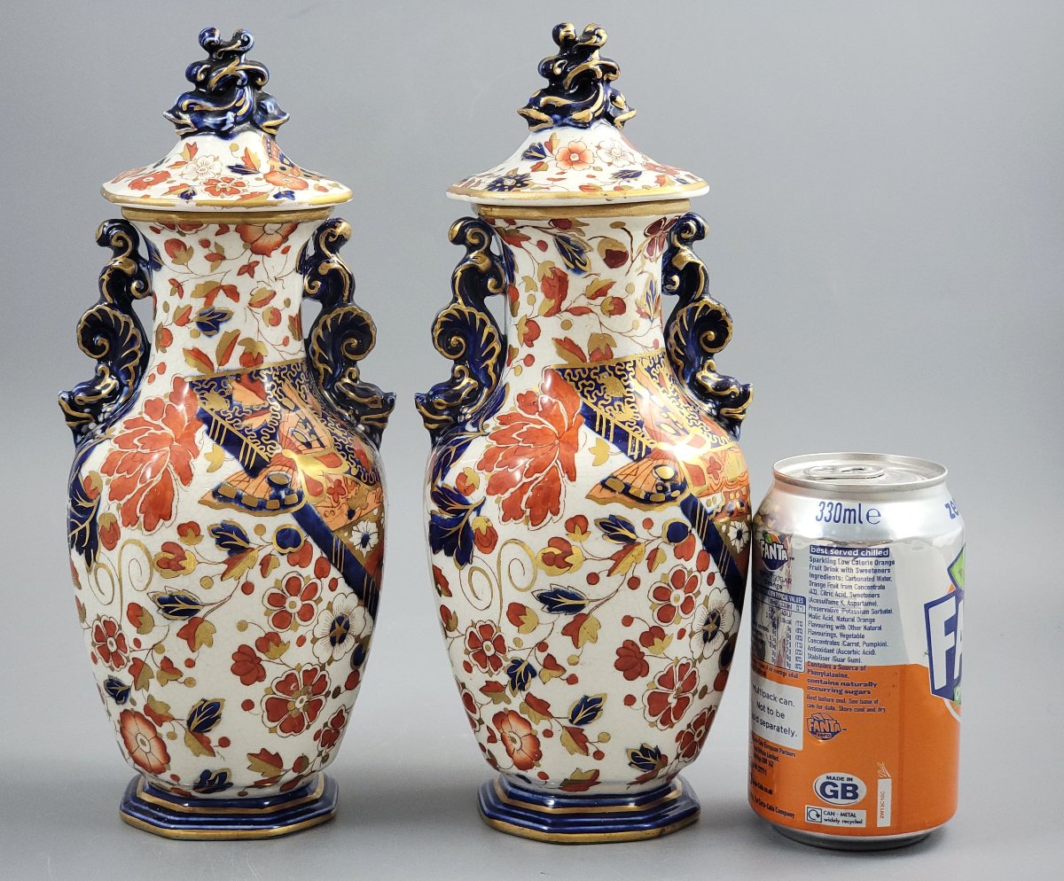 Pair Of Ridgways Old Derby Porcelain Vases With Covers, England, C. 1891–1910-photo-1