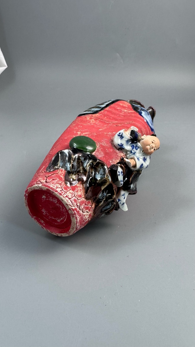 Vase balustre japonais en grès Sumida Gawa au karako en relief, signé Kōko — époque Meiji -photo-4