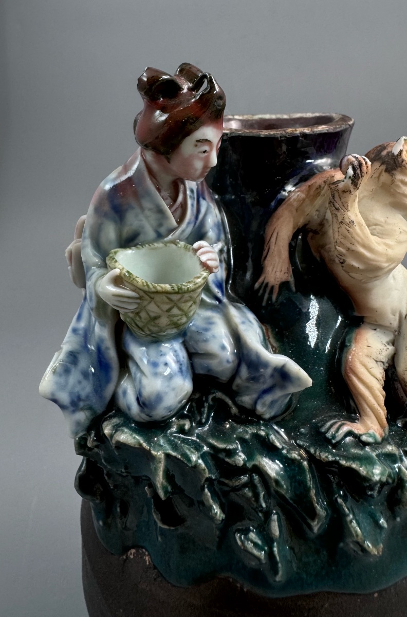 Sumida (隅田焼 / Sumida-gawa) Ovoid Vase Of Remarkable Ambition, Japan-photo-2