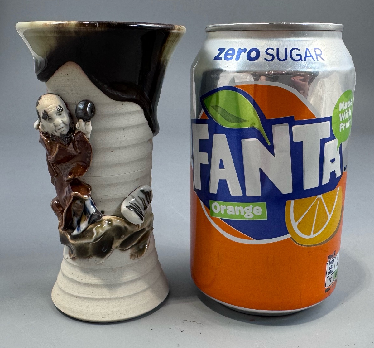 Sumida Gawa Stoneware Vase With Applied Rakan Figure, Signed Ryōsai, Meiji–taishō Period-photo-2