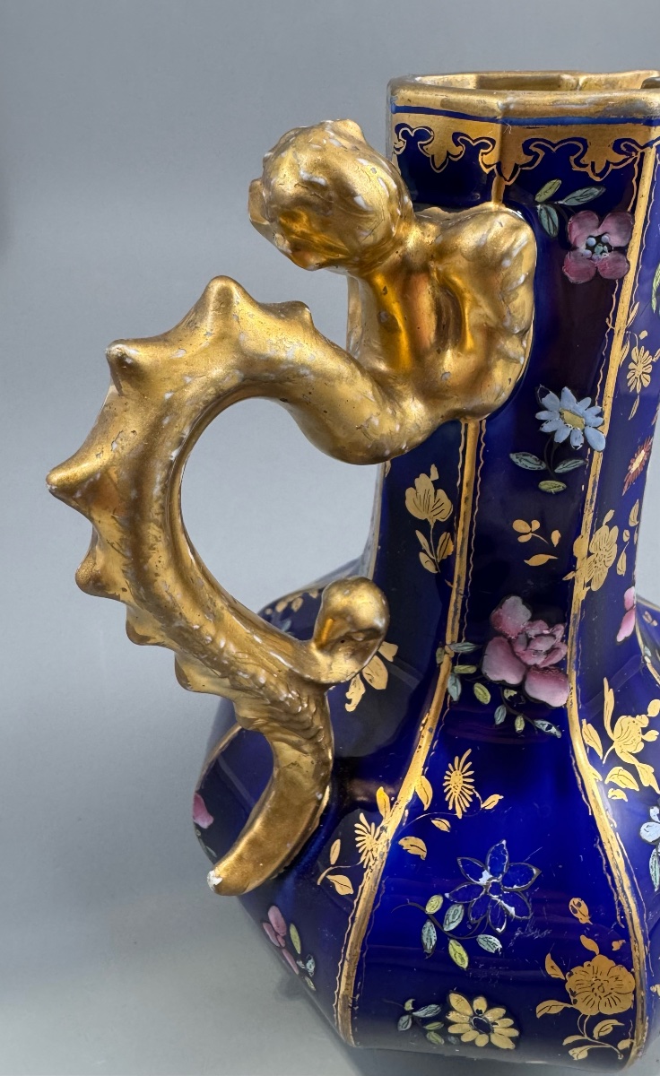 Aiguière Mason's Ironstone à décor chinoisant sur fond bleu cobalt, anse à grotesque-photo-3