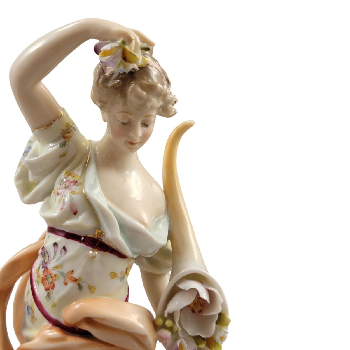 Paire de figures allégoriques Volkstedt Christian Nonne, vers 1780–1800-photo-7