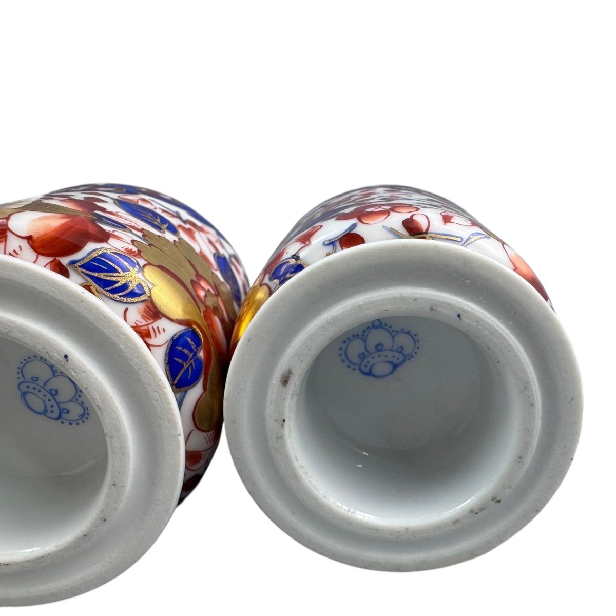 Paire de flacons à parfum en porcelaine de Dresde, dans le goût Imari, vers 1890–1910-photo-4