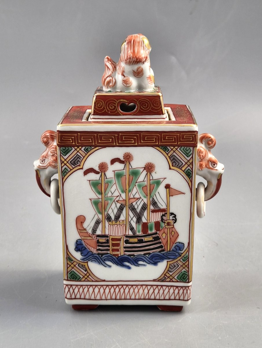 Rare Imari Porcelain Koro - Edo Period, Bakumatsu Period C.1860 - Nanban Subject-photo-3