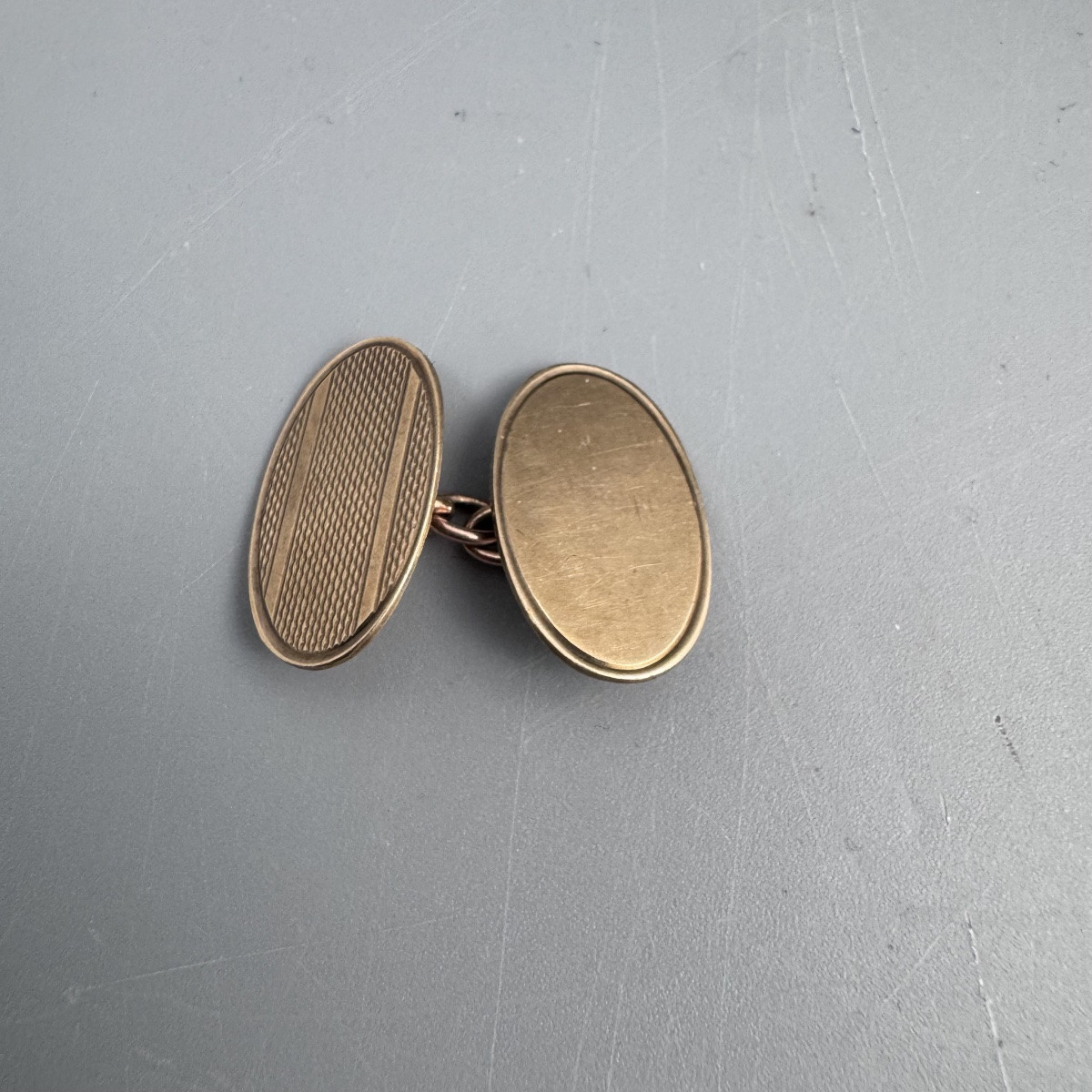 Pair Of 9-carat Gold Oval Chain-link Cufflinks By Steele & Dolphin-photo-3