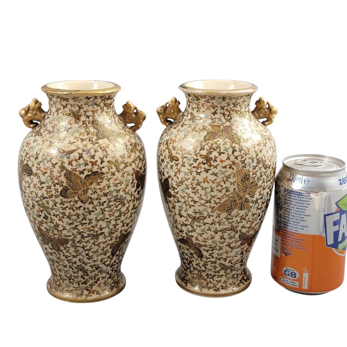 Paire de vases Satsuma mille papillons, signés Kinzan, époque Meiji-photo-7
