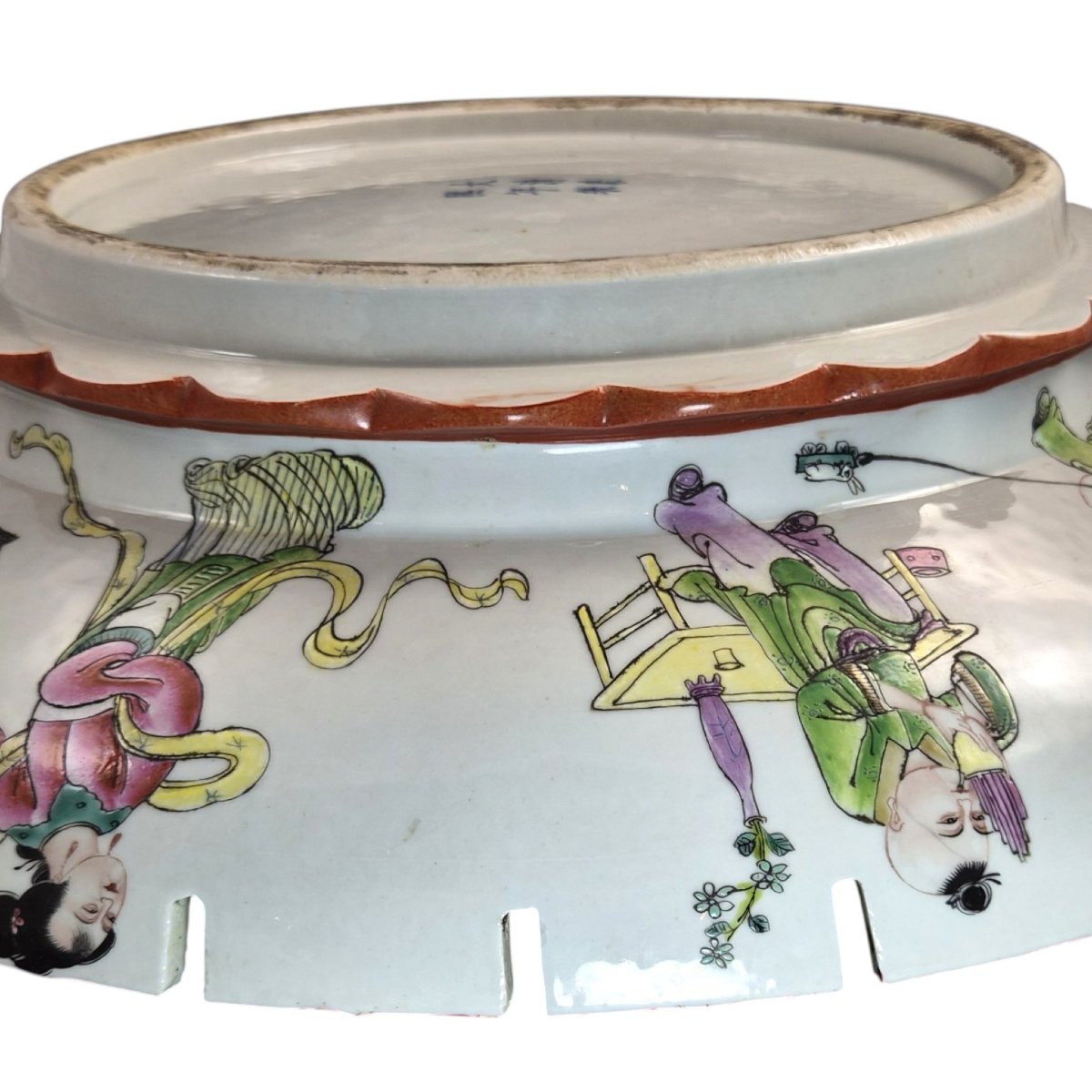 Rare Large Chinese Famille Rose Castellated Porcelain Bowl, C.1880-photo-7