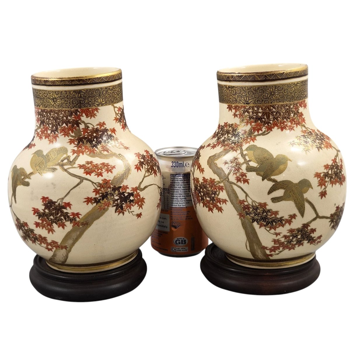 Pair Of Japanese Meiji Period Satsuma Vases By Kinkōzan, Kyoto, C.1890–1910-photo-5