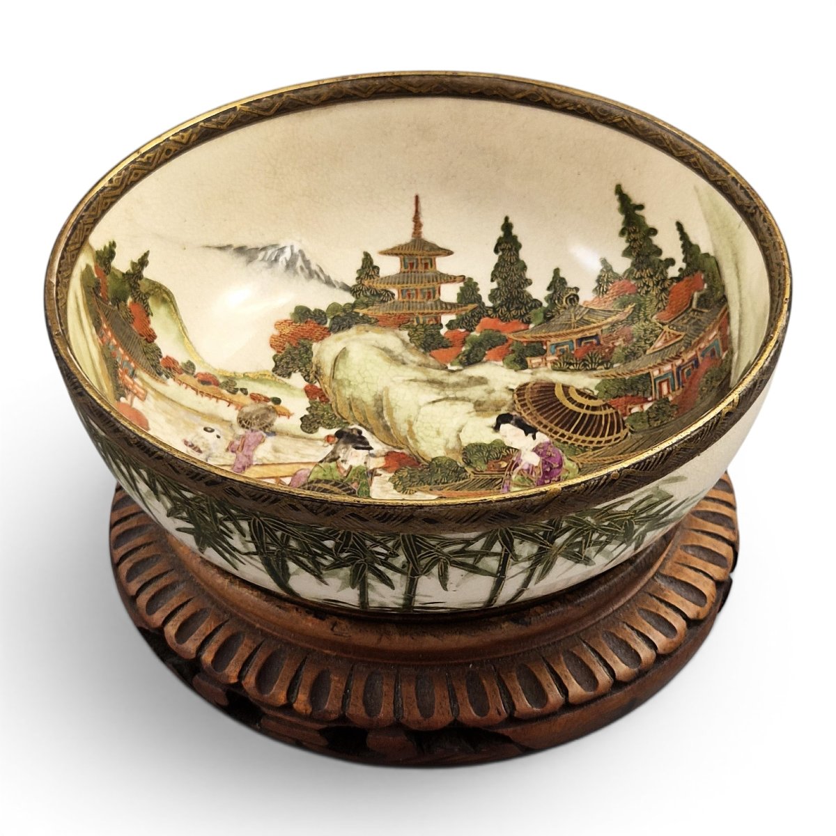 Fine Meiji Japanese Satsuma Bowl Signed Gyokkō, C. 1890–1910