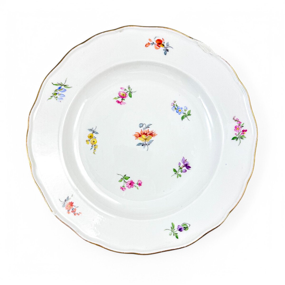 Suite de trois assiettes Meissen à décor Streublumen, vers 1880-photo-1