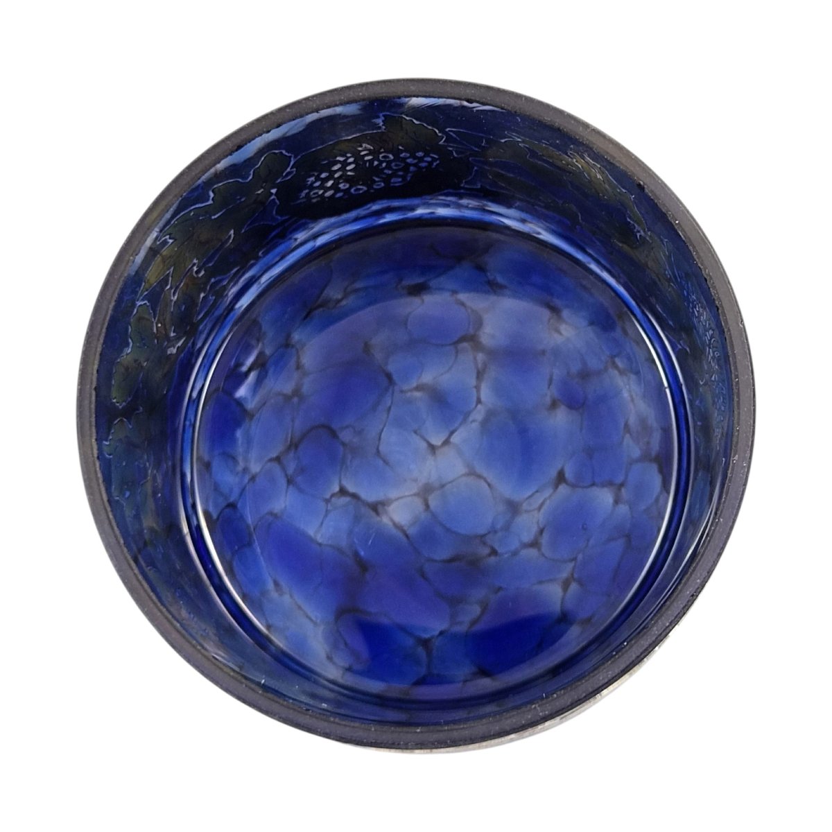 Boîte à bijoux en verre bleu à décor d'argent, attribuée à Laugharne Glass, Pays de Galles-photo-4