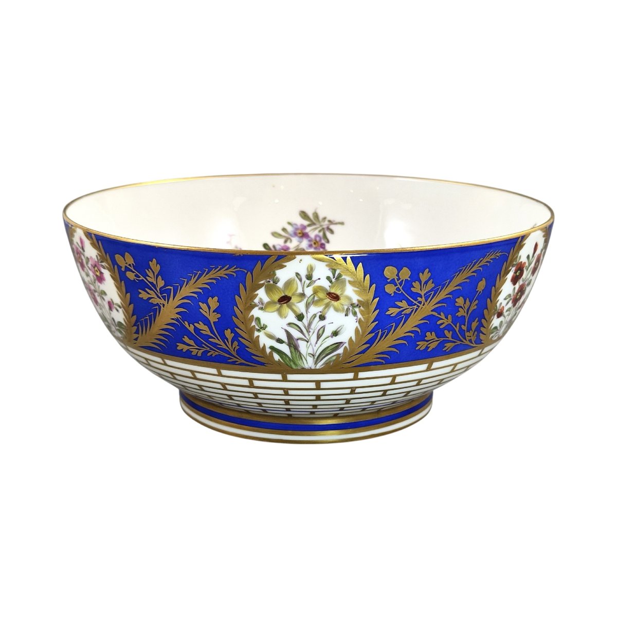 Attributed To Samson Paris Blue Ground Footed Porcelain Bowl, Late 19th Century-photo-1