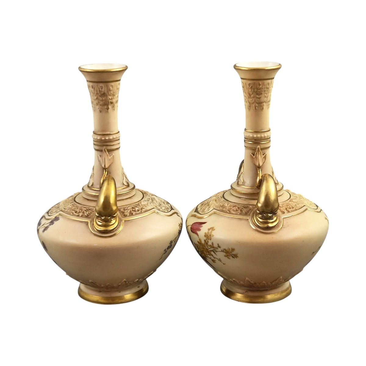 Paire de vases Royal Worcester à anses en dauphins, 1902 et 1903-photo-2