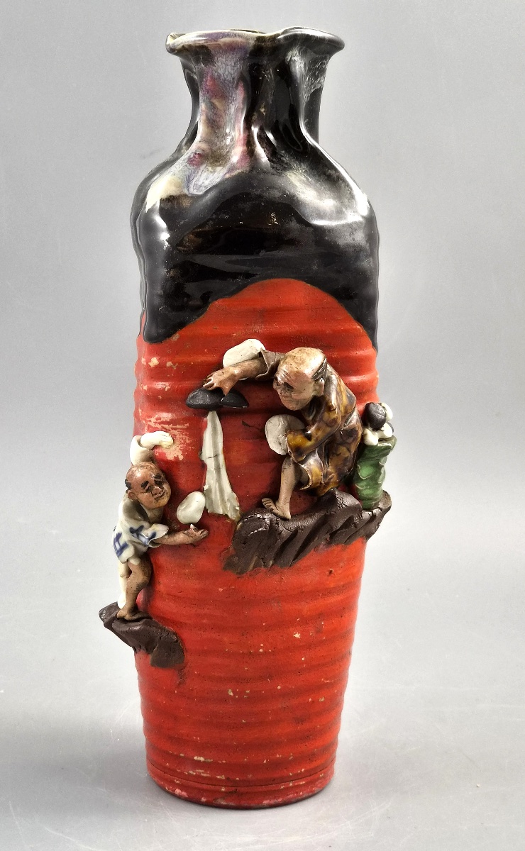 Tall Japanese Sumida Gawa Vase By Inoue Ryōsai, Sages On A Cliff, Meiji–taishō C.1900-photo-2