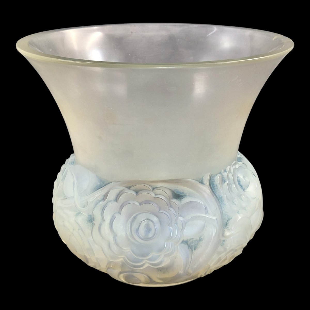 French Lalique "renoncules" Opalescent Glass Vase, Mid-20th Century