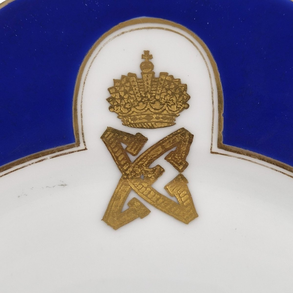 Assiette du service bleu de mariage des Romanov, manufacture de Dulevo, vers 1889-photo-4